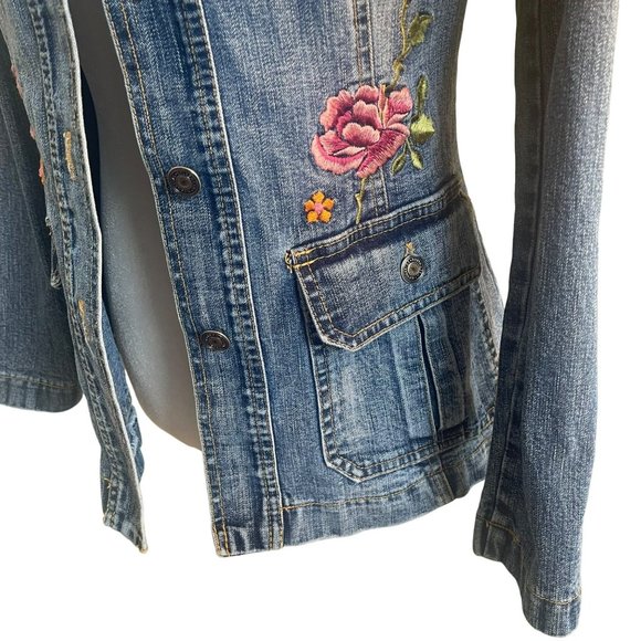Mesmerize Jeans Embroidered Jean Jacket size small - Picture 3 of 8